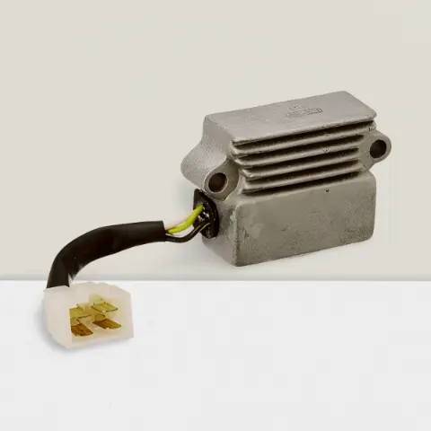 4 Pin White Wire Coupler Compatible For Bajaj Kb4s - Image 2