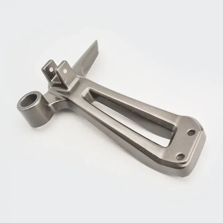 Footrest L Bracket Rh Rtr180