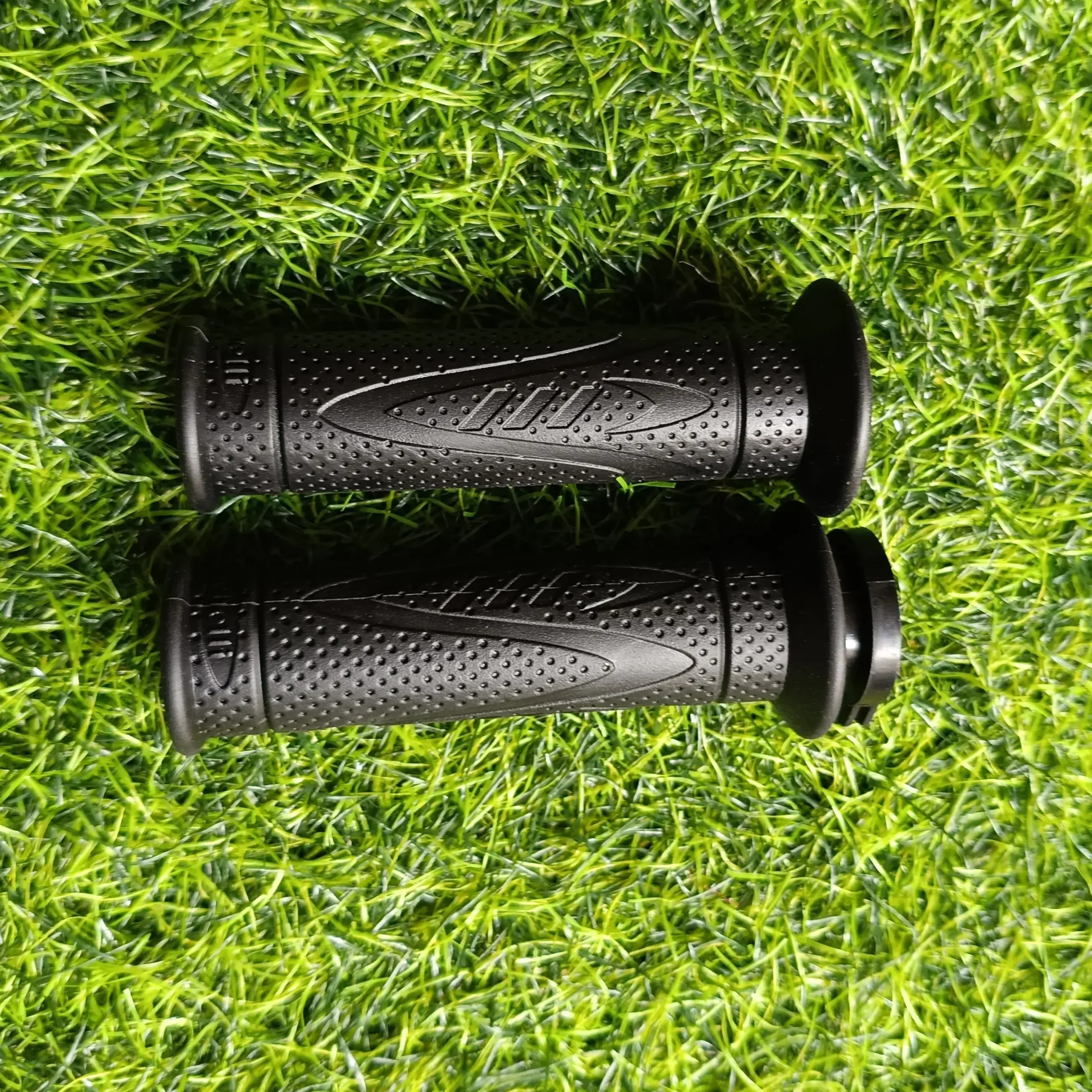 Benelli tnt 600 tnt 300 grip set