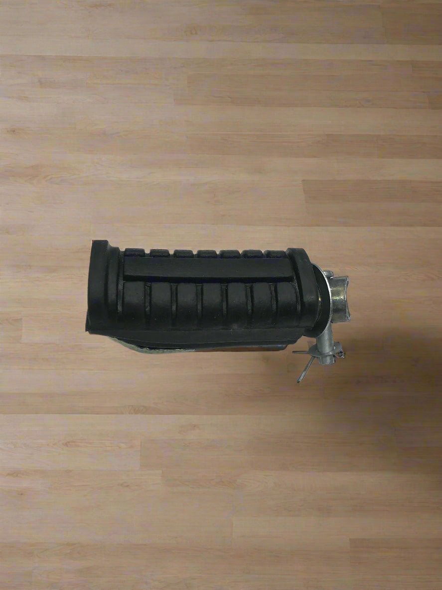 FOOTREST front left FOR PULSAR 150 180 DISCOVER OLD 125/135 2006