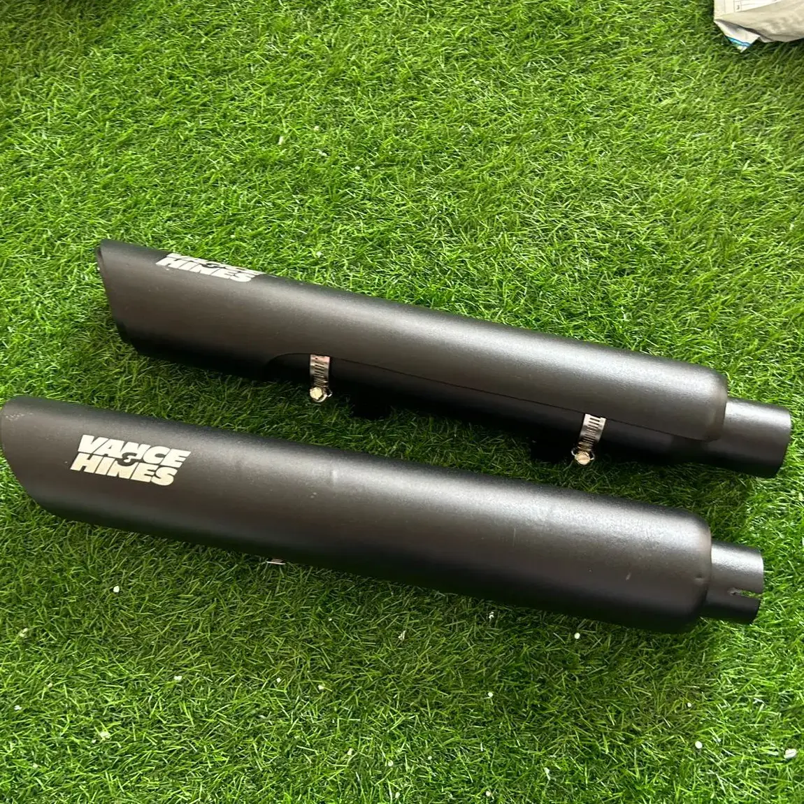 Harley Sportster Iron 883 Vance Hines Exhaust Black