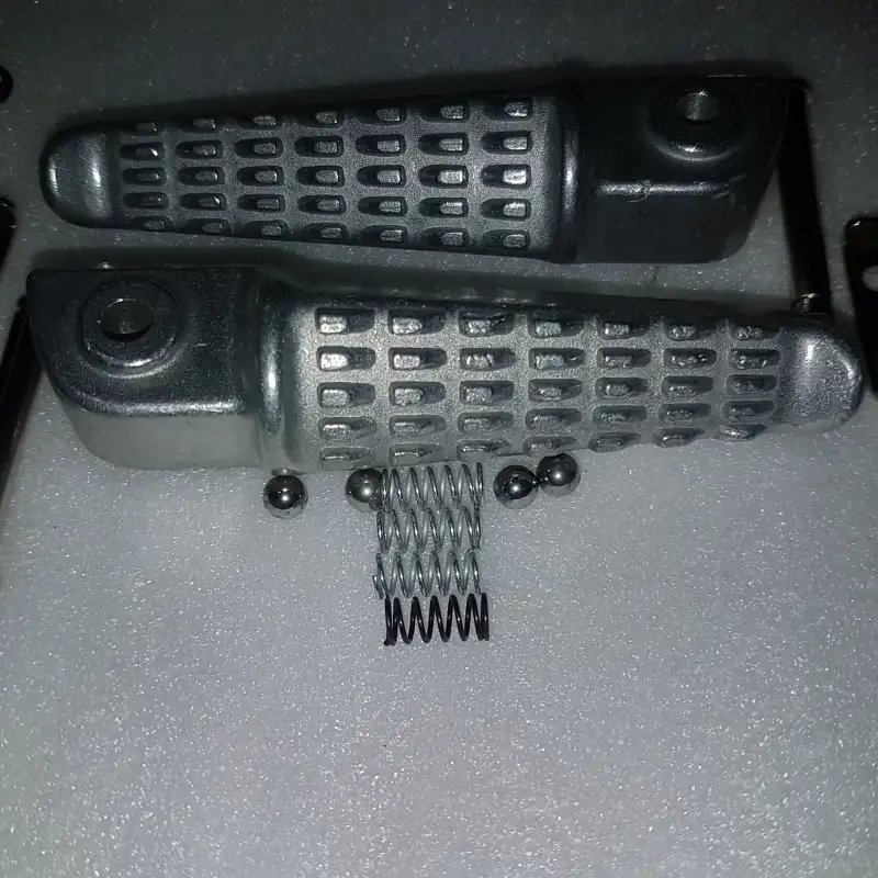 Kawasaki Ninja 250r/ 300/ Z250/ 650/ Er6n Pillion Side Footrest Set