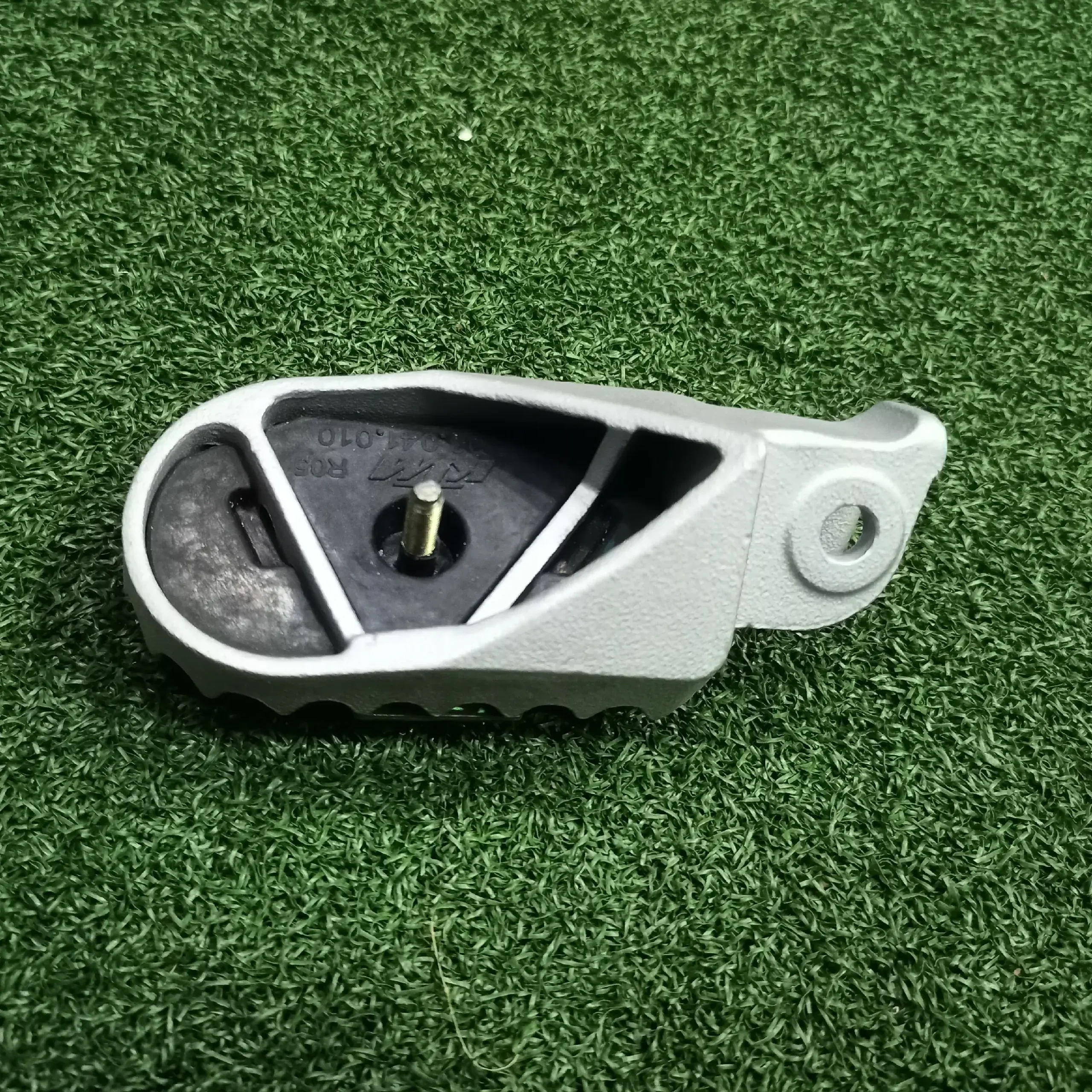 KTM RH DAMPER STEP JG113091