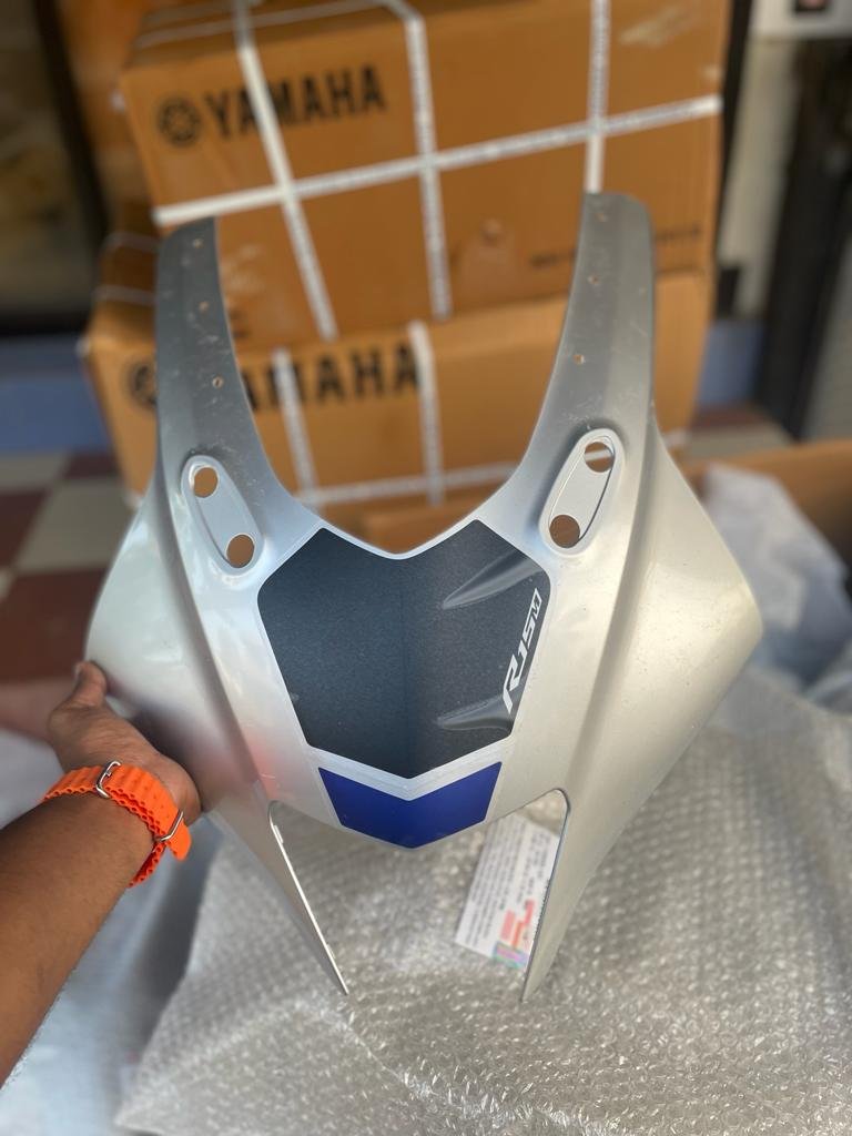 R15 M Head Light Mask Silver Colour