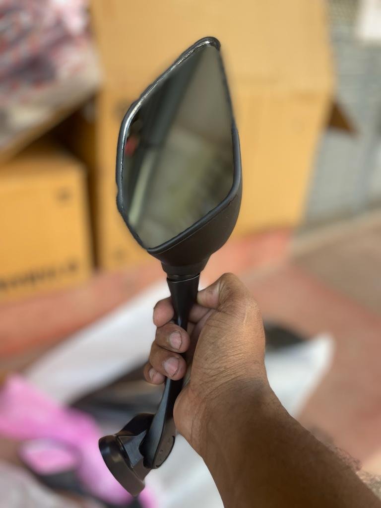 R15 V3 Mirror Right Side