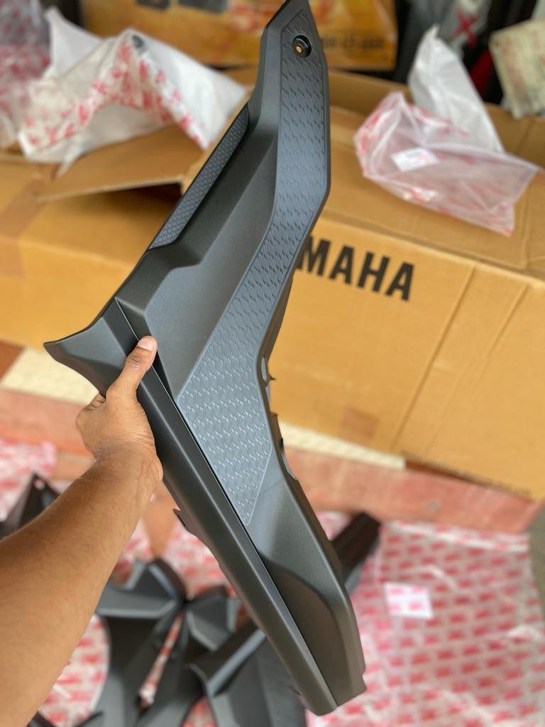 R15v3 Side Door Right