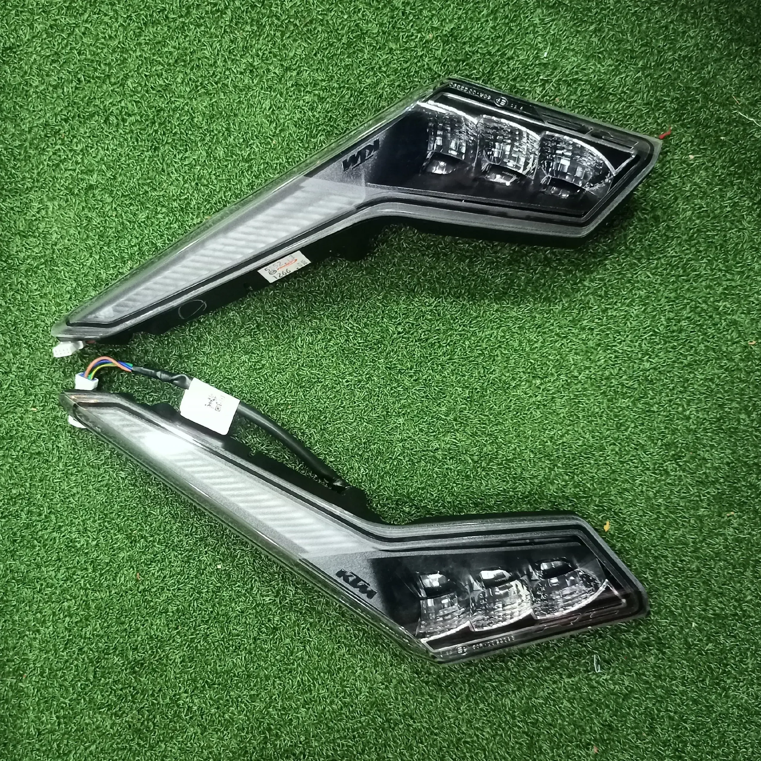Rc Bs6 Front Indicator R&L Jy401039/Jy401038